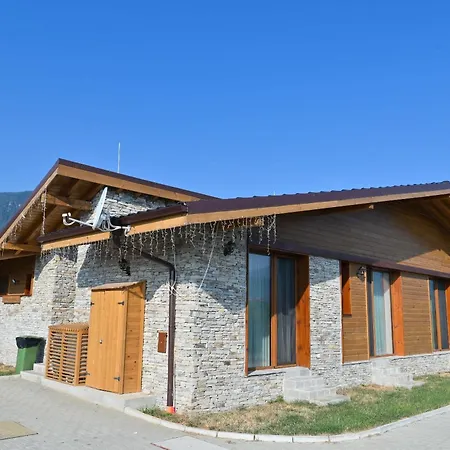 Letizia & Raphael W Sauna Near Pirin Golf Bansko
