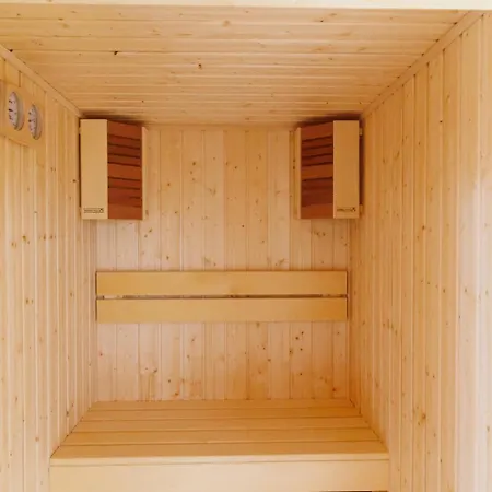 Letizia & Raphael W Sauna Near Pirin Golf Villa