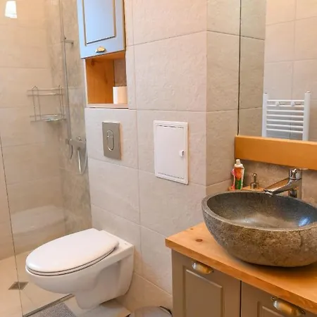 Villa Letizia With Jacuzzi Near The Pirin Golf